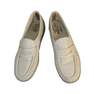 SAS No Tie Penny Loafers Women Size 9 A Beige Tan Comfort Soft Leather Shoes